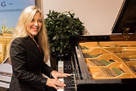 Anke Helfrich solo im Bechstein Centrum Tbingen am 24. November 2017