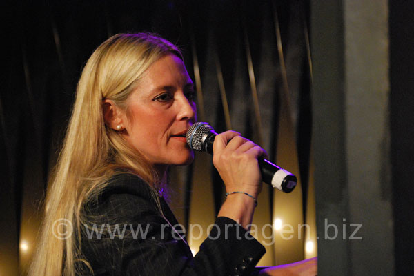 Anke Helfrich Trio, im Stuttgarter Jazzclub BIX am 3. 10. 2008