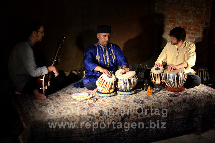 Pandit Samir Chatterjee im Theater am Faden in Stuttgart am 17. 8. 2012