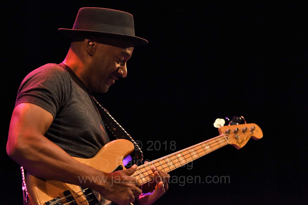 jazzopen stuttgart 2018: Marcus Miller in der Scala Ludwigsburg am 17. Juli 2018