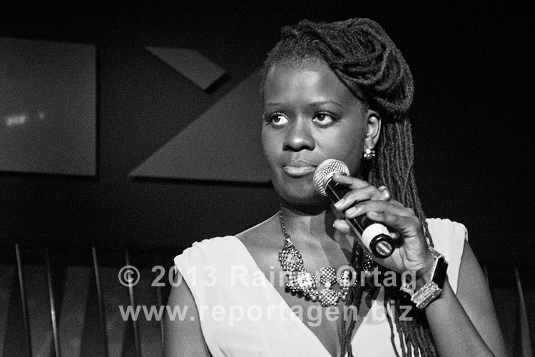 Somi, am 28.06.2013 im Jazzclub BIX in Stuttgart