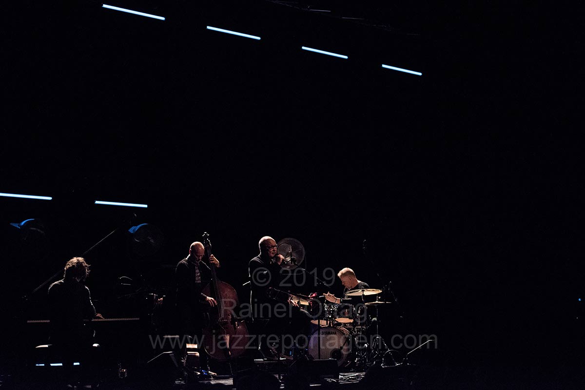 32. Internationale Theaterhaus Jazztage Stuttgart: 4 Wheel Drive